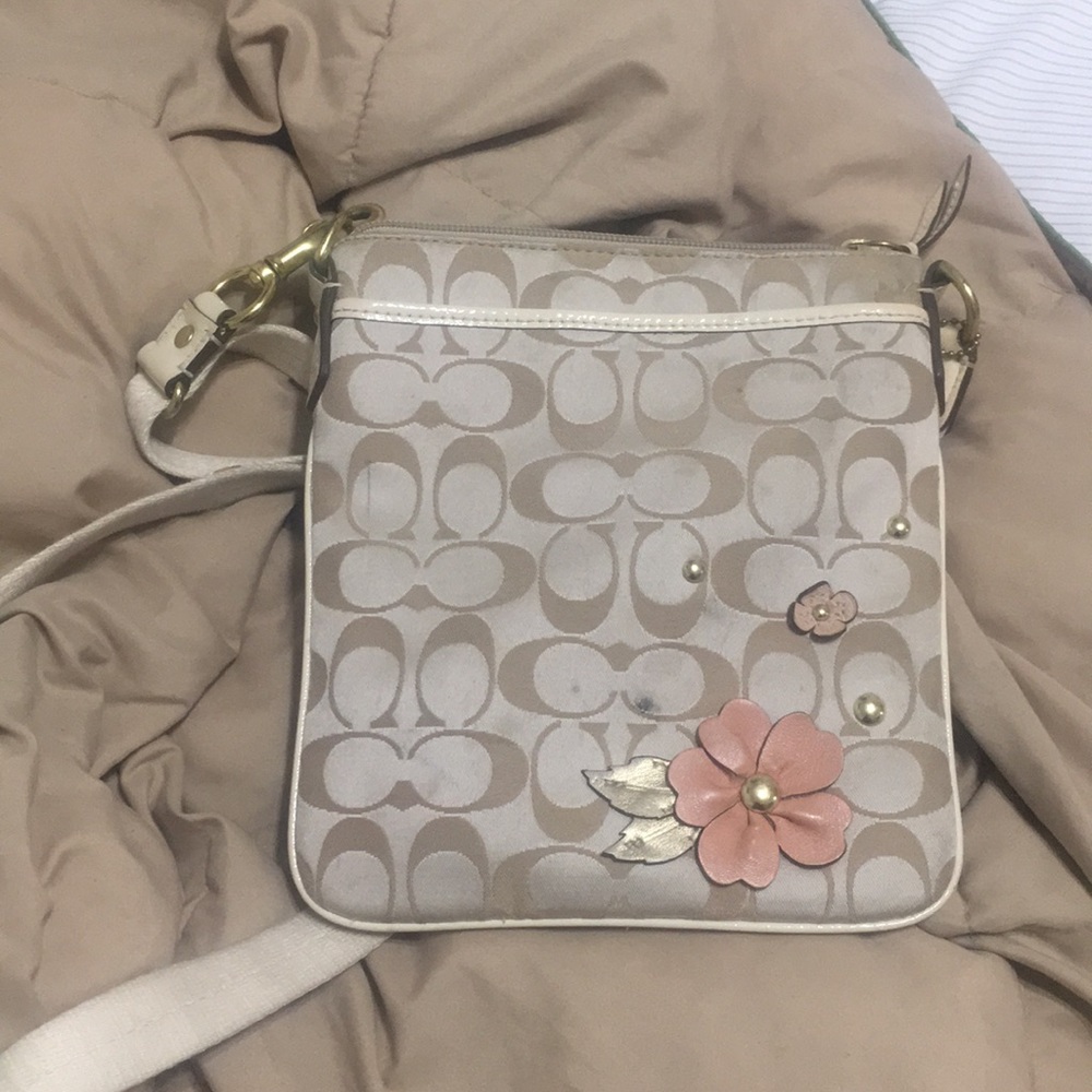 COACH CROSSBODY PURSE